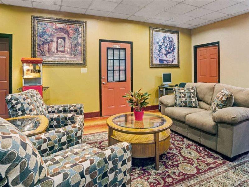 Days Inn By Wyndham Louisville Airport Fair And Expo Center Luaran gambar